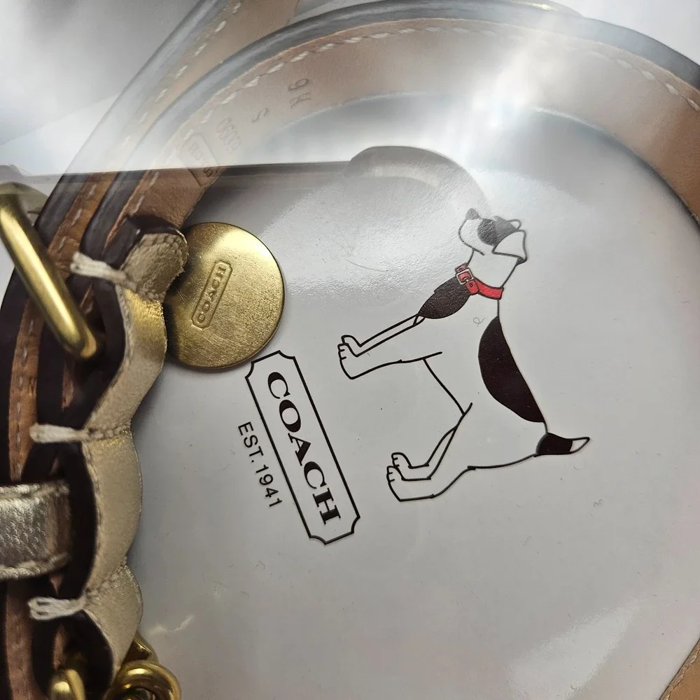 NIB COACH Metallic Gold Turnlock Leather‎ Dog Collar Charm 600900 Small